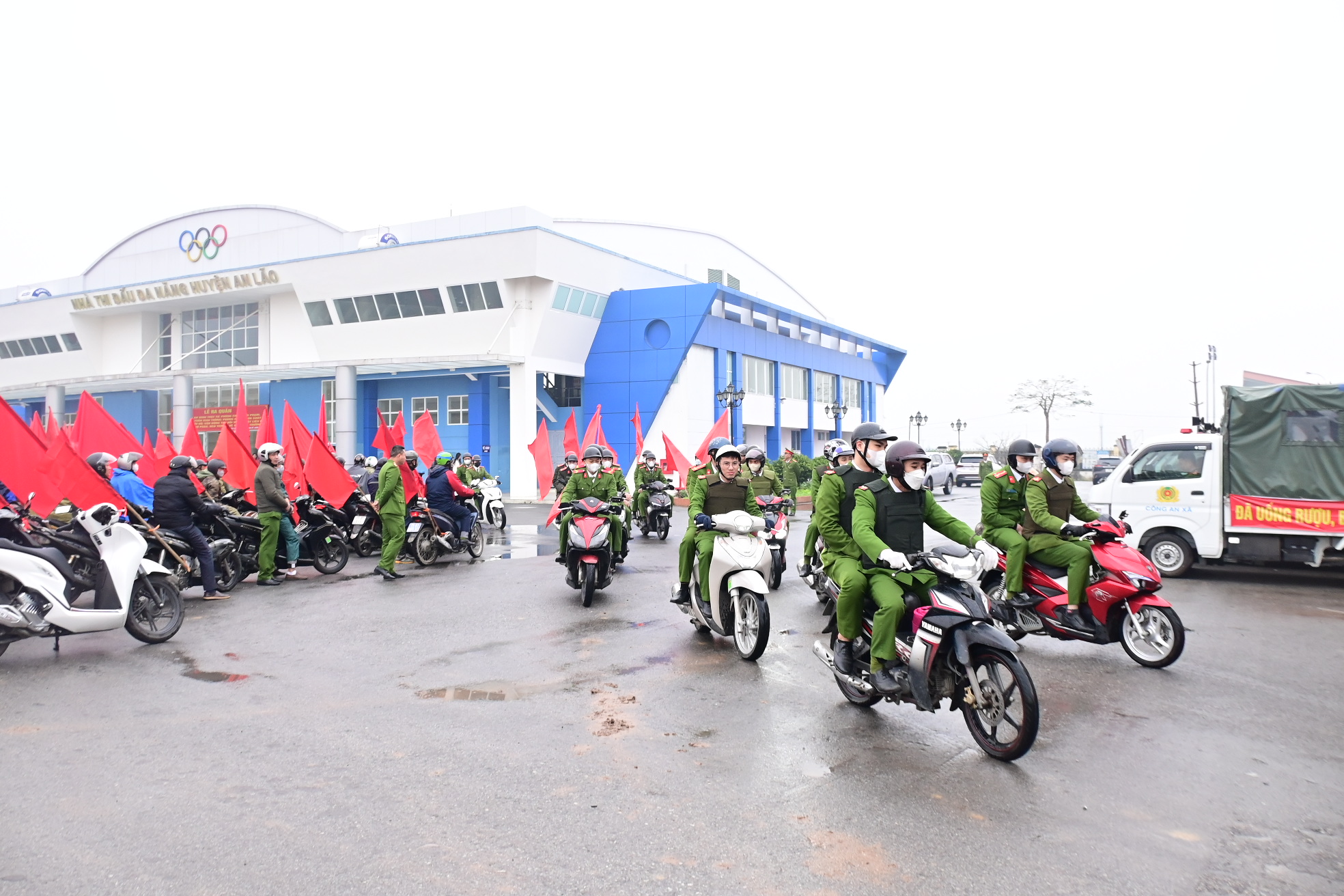 Công an các huyện giữ vững an ninh chính trị địa bàn ngoại thành